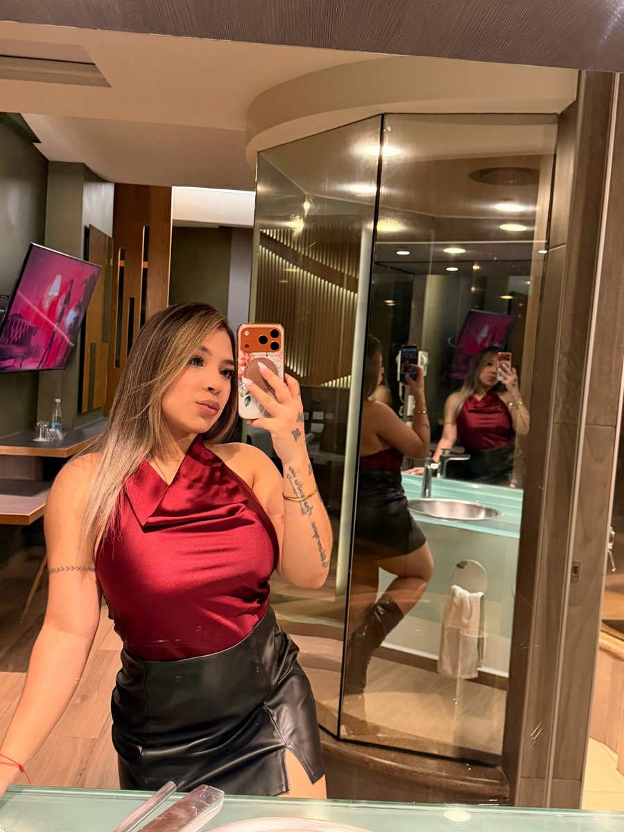 BiancaBellwec8's tweet photo. Que rico sería un encuentro🔥🥰
Rt &amp; ❤️

💌https://t.co/Op9noaSw1Z 
💌 https://t.co/WWiqrV5CK7 https://t.co/WOHIF6eyfC
