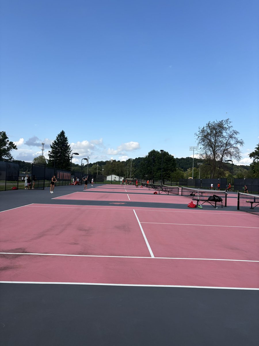 bballcoachHoff's tweet photo. WVWC tennis getting after it today! https://t.co/7WM2KMoiYQ