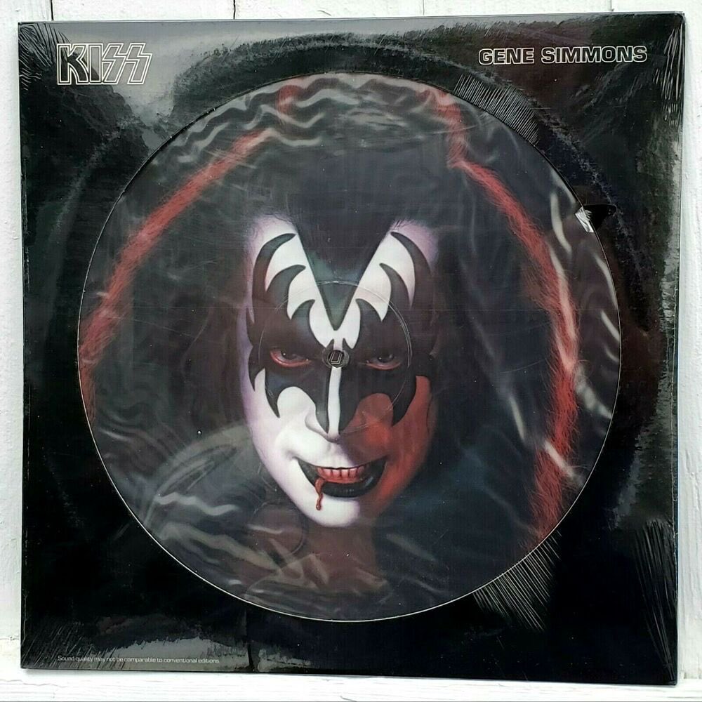 rebelwithyou's tweet photo. On September 18, 1978
Casablanca Records released eponymously-named solo albums from each of the members of KISS⚡️🚀🥁⭐️😈⚡️
#Kiss #KissArmy #vinyls #picturediscs #KissSoloAlbums @ace_frehley #PeterCriss @PaulStanleyLive @genesimmons
WHiCH ONE DO YOU LISTEN MOST OFTEN❓ https://t.co/AiV5WL1Xle