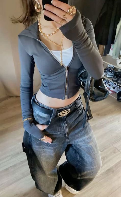 evanaever's tweet photo. how my Pinterest sees me! 🌸

style
color 
character 
atmosphere https://t.co/HUpEdyeqJ1
