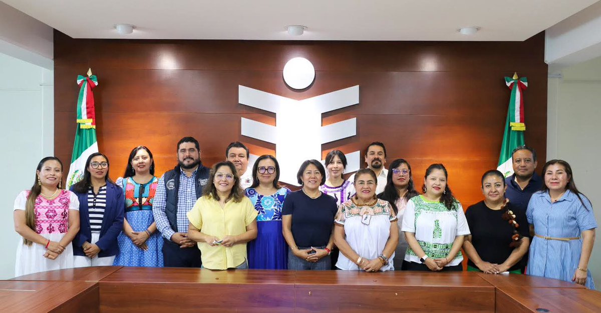 TEEOax's tweet photo. La Presidenta del #TEEO, Sandra Perez Cruz, participó en la Segunda Sesión Ordinaria 2026 del Observatorio de Participación Política de las Mujeres en Oaxaca.

@SM_GobOax @FEDEOaxaca @IEEPCO y @TEEOax, dieron cuenta de sus actividades.
#ParticipaciónPolítica
#Paridad
#VPG https://t.co/ZspaxhUAuW