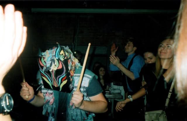 slowmagic's tweet photo. staying at my childhood home has me feeling sentimental ♡☻ here are some nice older pics! join the magic tonight in SLC Urban Lounge with MOONINITE !!!

where you at an older show of mine around 2011-2015?? Let me know where if so :)

tix for all shows @ https://t.co/7rVMtOgHj6 https://t.co/3SvsUtJbn3