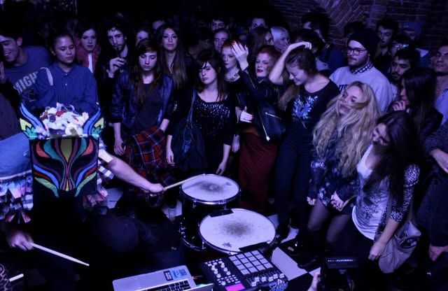 slowmagic's tweet photo. staying at my childhood home has me feeling sentimental ♡☻ here are some nice older pics! join the magic tonight in SLC Urban Lounge with MOONINITE !!!

where you at an older show of mine around 2011-2015?? Let me know where if so :)

tix for all shows @ https://t.co/7rVMtOgHj6 https://t.co/3SvsUtJbn3