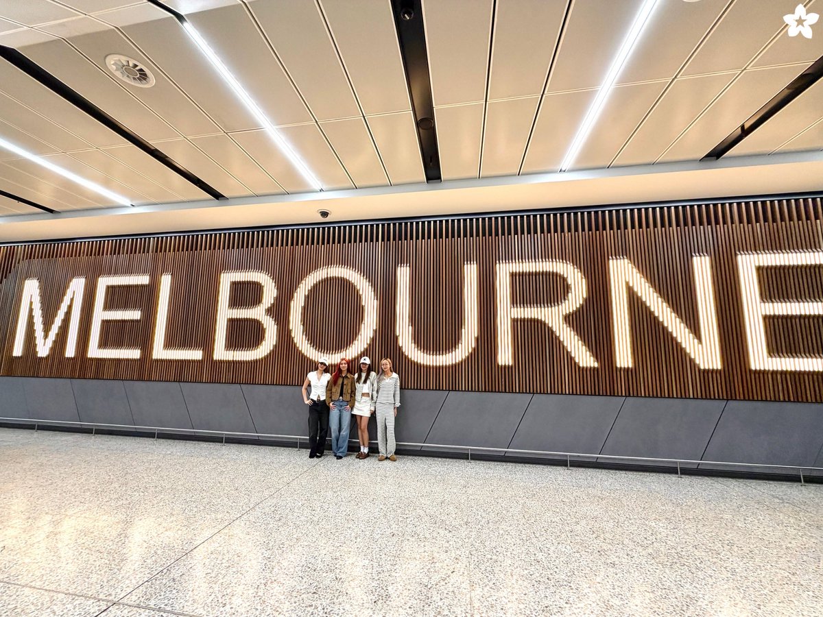 BINI_ph's tweet photo. TOUCHDOWN, MELBOURNE 🇦🇺🌸

Thank you for the warm welcome, @TEAMBLOOM_AUS , for BINI and the team! 💖

We can’t wait to see you all this September 20 for the BINI Signals World Tour 2026! 📡

#BINI #BINI_SIGNALS_WORLDTOUR_2026 https://t.co/eQAgDOBAfD