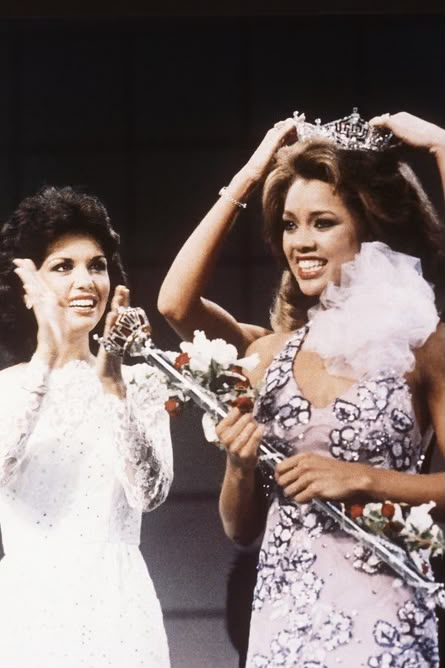 CreateEnsemble's tweet photo. On September 17, 1983, Vanessa Williams made history as the first Black woman to win Miss America, at just 20 years old.

Her win broke a barrier in a pageant that had excluded Black contestants for decades.

She went on to build a major career in music and television. https://t.co/S5Dyxpu2On