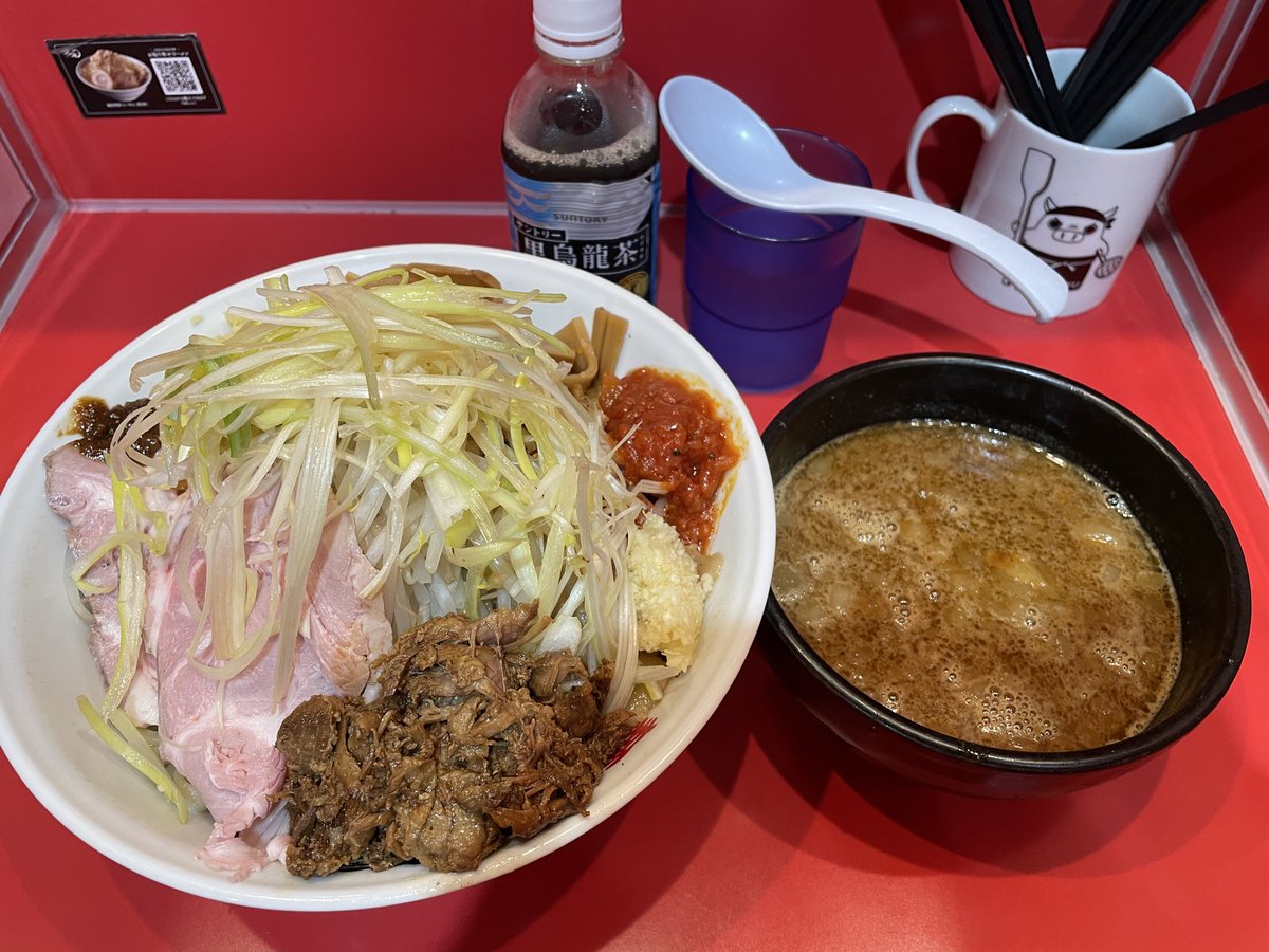 MyHobbiesGoon's tweet photo. 麺屋桐龍🐉久喜店さん@menyakiryukuki 

限定味噌つけ麺🧄🫚
味ネギ🌶️メンマ🐖ほぐし豚アレ

うまーーーーーーい！
もうコレしか言えない🍜 https://t.co/kmr7VOBGHX