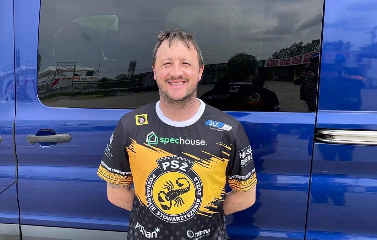 Maciu71's tweet photo. @przemospeedway Trzeba sprowadzić jakiegoś GOATa, zdjęcie niepowiązane. https://t.co/ItvrYZFBj3