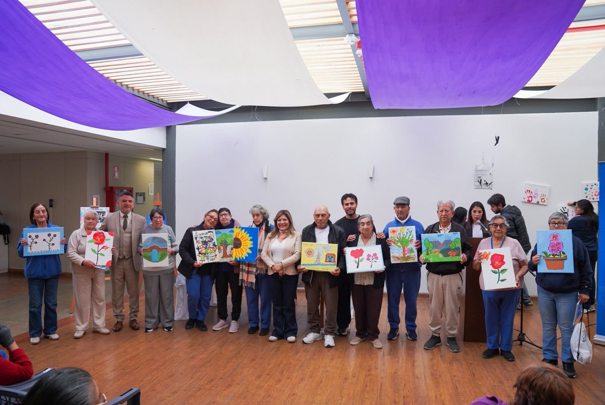 ConsejoSalud_'s tweet photo. 🎨🧠 En el Centro de Cuidados del Adulto Mayor de @AccionSocialCue vivimos “Colores que sanan”, una jornada que destacó al arte como una herramienta para fortalecer el bienestar emocional y la salud mental.

#SaludMental #AdultosMayores #ConsejoCantonalDeSalud https://t.co/nuRsk8VL1P