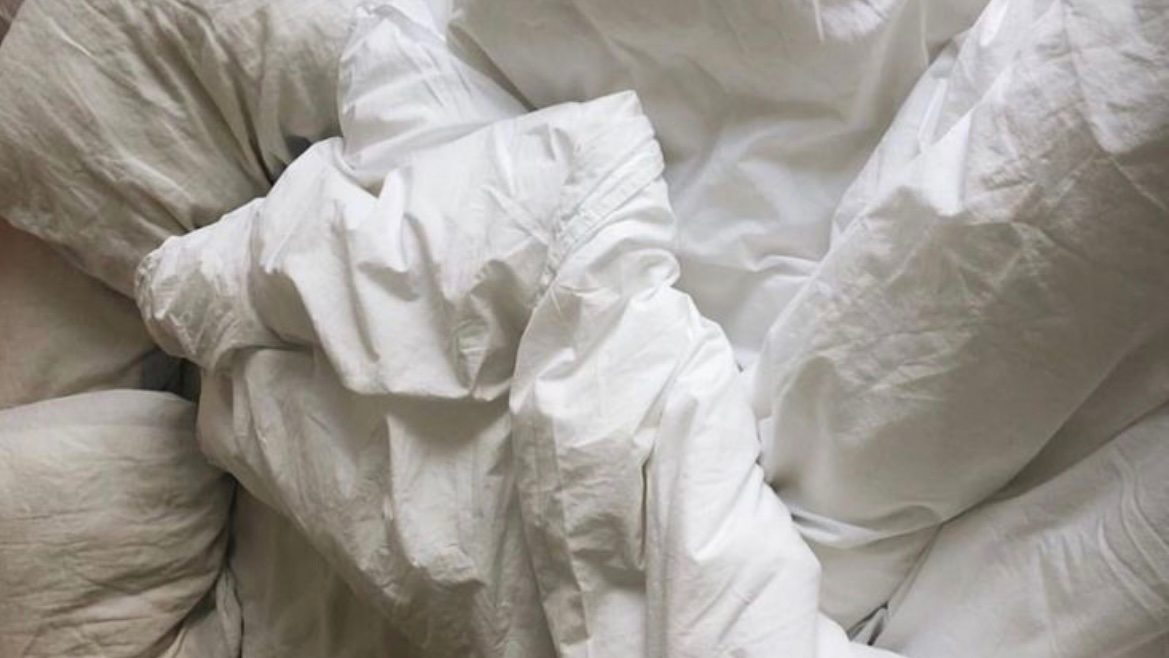 birkinbasket's tweet photo. Missing the smell of fresh laundry in my childhood house https://t.co/fYXIMb0oer