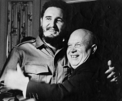 FSoldadodeIdeas's tweet photo. #FidelCastro junto a Nikita Jhruschov en el hotel Theresa, durante su permanencia en Nueva York, para participar en la XV Asamblea General de las Naciones Unidas, el 20 de septiembre de 1960.

https://t.co/QcmpugRWrT
#100AñosConFidel #Cuba #SomosContinuidad #RevoluciónCubana https://t.co/paZKfqjGOG