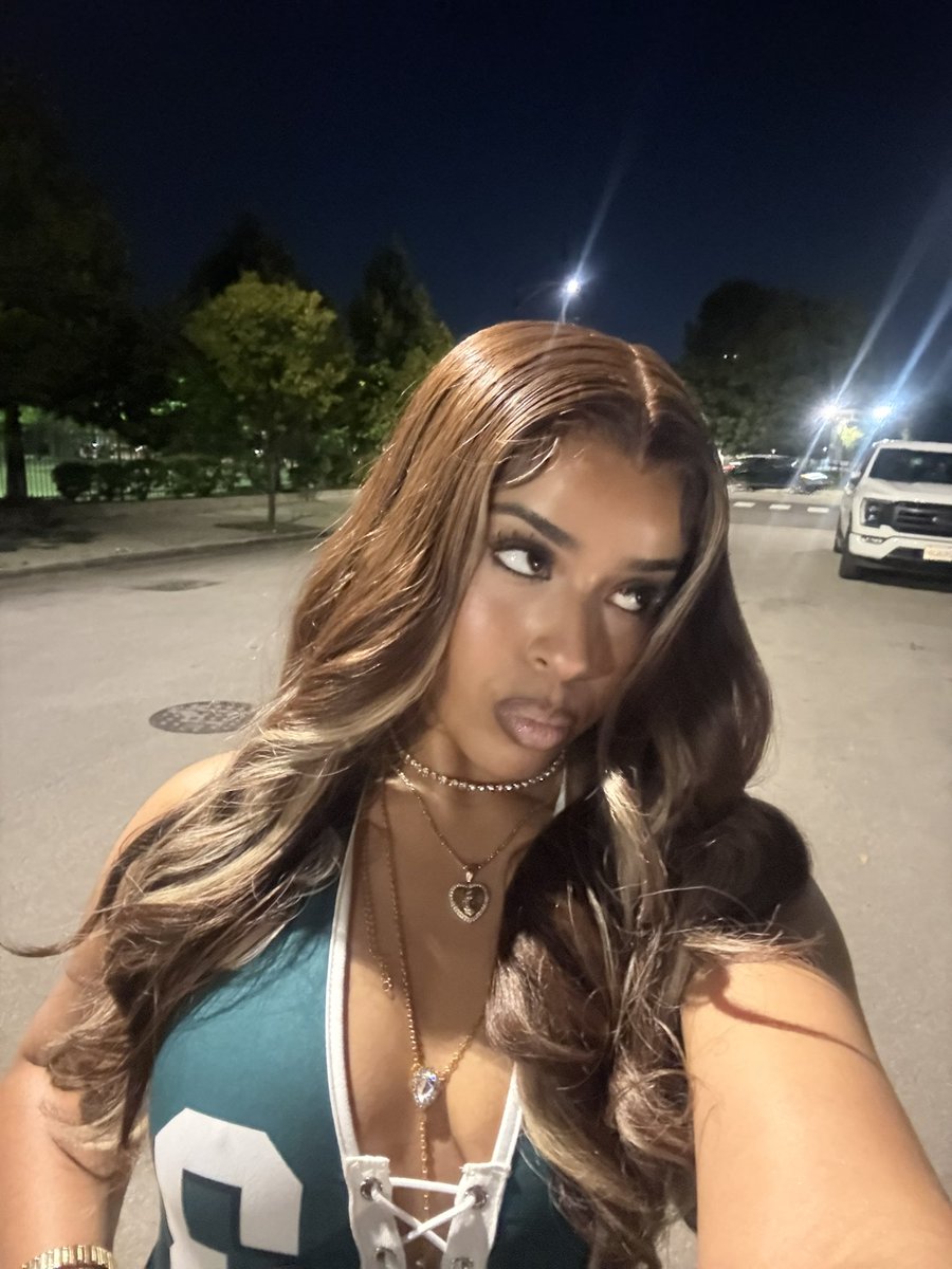 lavishladylexi's tweet photo. 5 ⭐️, Hot Shot, Top Notch 🤟🏽 https://t.co/uabVhtrlnh