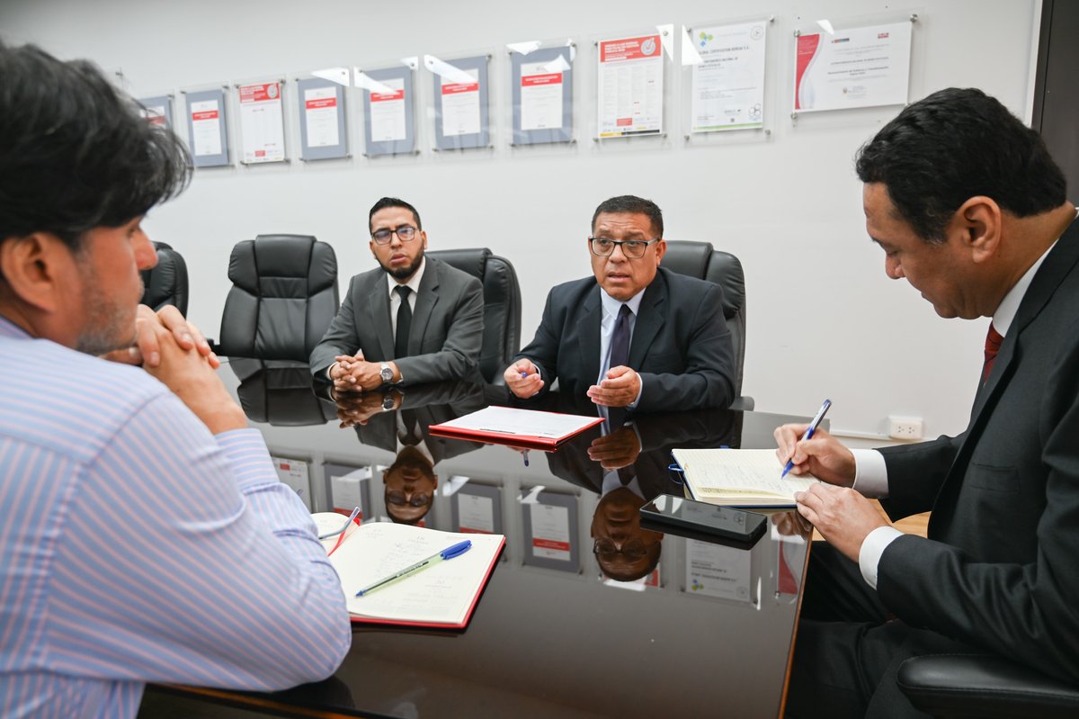 sbn_peru's tweet photo. ✅#SBNInforma
☝Analizar la problemática de las invasiones de terrenos públicos en zonas aledañas a importantes proyectos hídricos y portuarios de la región Arequipa. (1/2) https://t.co/KWrfEMKbNm
