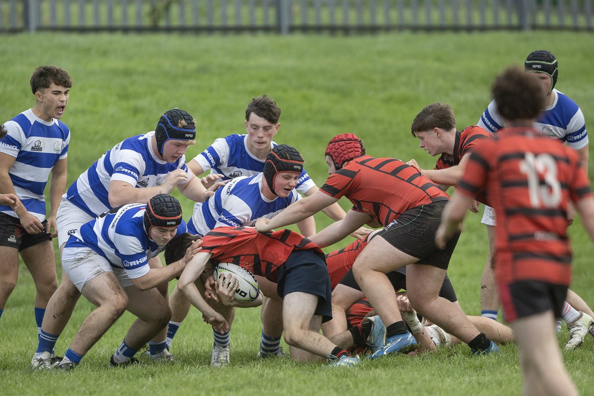hsclonmelcbs's tweet photo. Action from our Senior match v @GCC_NewRoss in @ClonmelRFC this week 🏉🔴⚫️
#Schoolrugby #redandblack https://t.co/aUE6WHfTiw