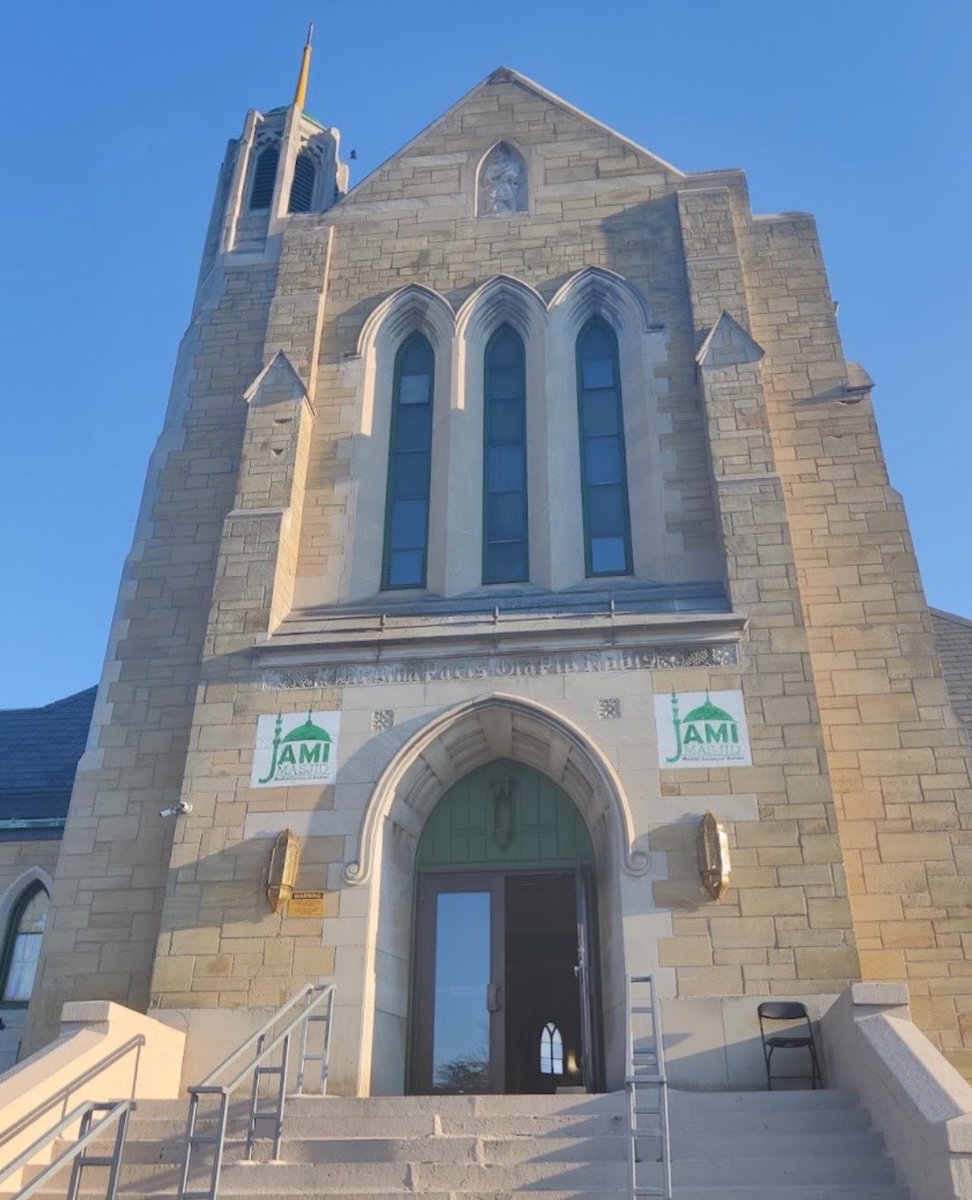 EndWokeness's tweet photo. These were historic churches built over 100 years ago in Buffalo, NY

They've been converted into mosques: https://t.co/4TCgr9oKWM