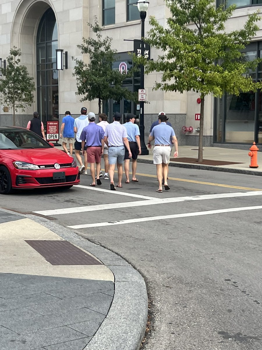 SebzSlopes8's tweet photo. What’s up with these big10 squids dressing in Johnnie O and tj Max XL Millar thinking they run the show? #getagrip https://t.co/aqqjmBlg63