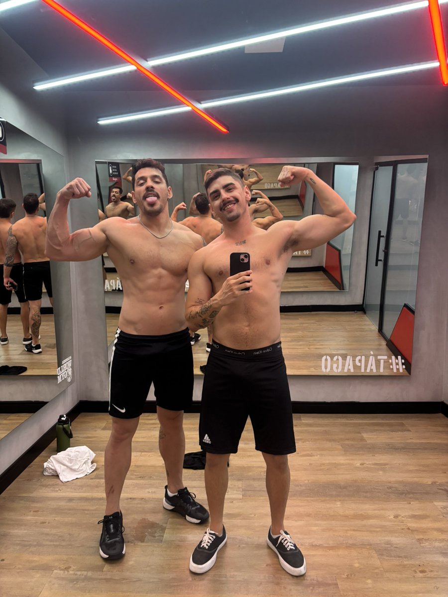 4vrsn1's tweet photo. Se tem foto tem vídeo? https://t.co/Tp9UkTxzsH