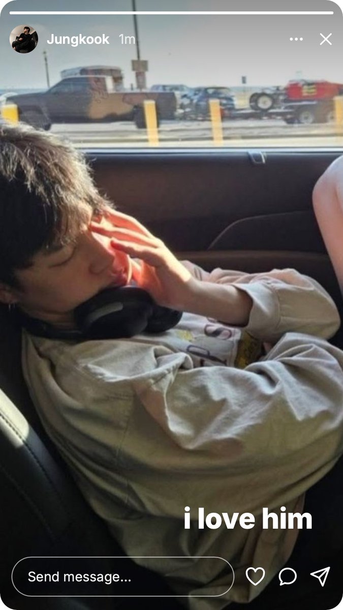 gcfkooki's tweet photo. one-tweet #jikookau https://t.co/5LRs8tdxRK