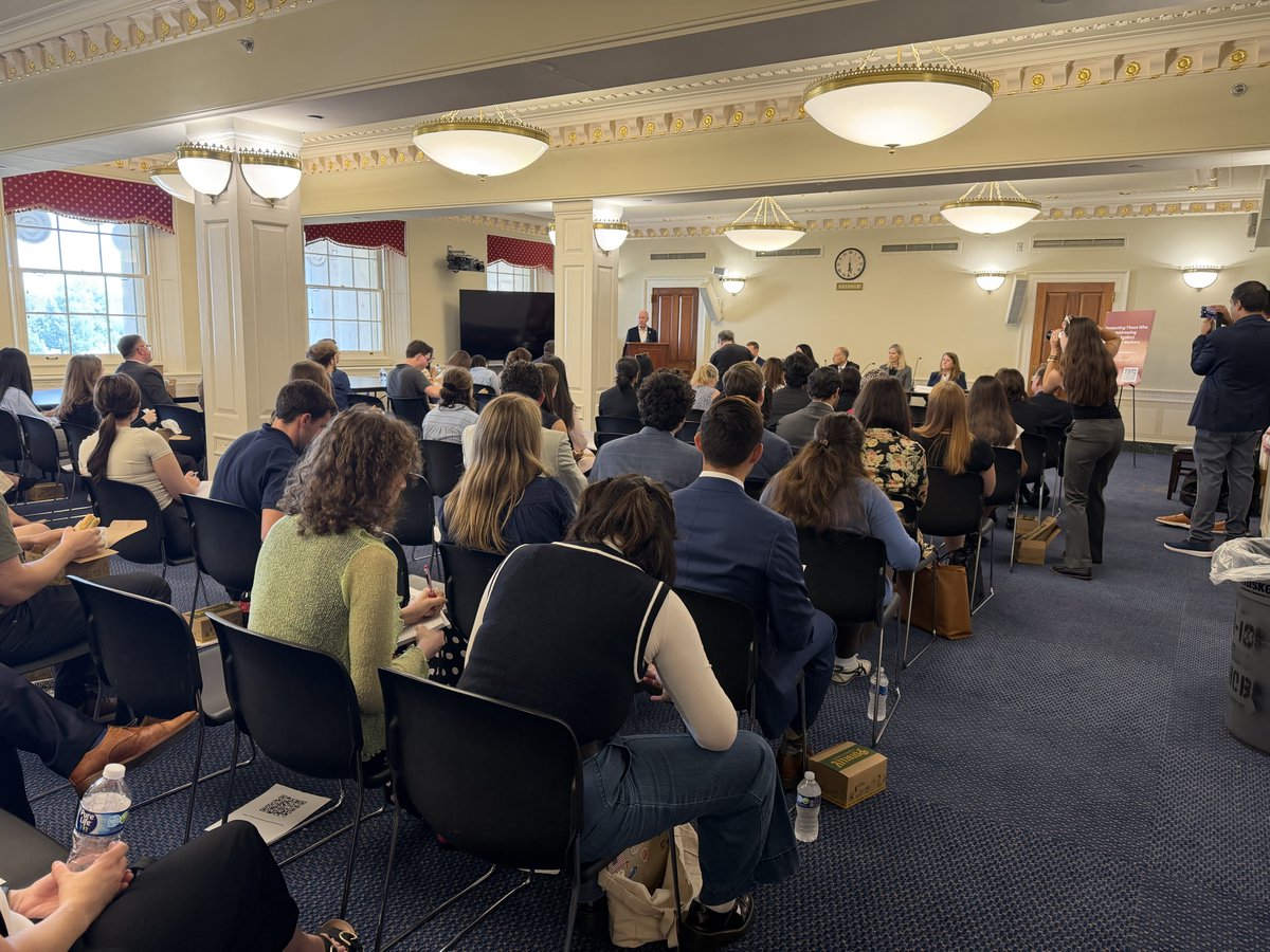 RNAction's tweet photo. Yesterday, @ANANursingWorld hosted the 'Protecting Those Who Care: Addressing Violence Against Healthcare Workers' congressional briefing. Learn more: https://t.co/E5D8Ujx2UY

It's always a great day to advocate for #nurses and patients! https://t.co/Ri8sJhd3ao