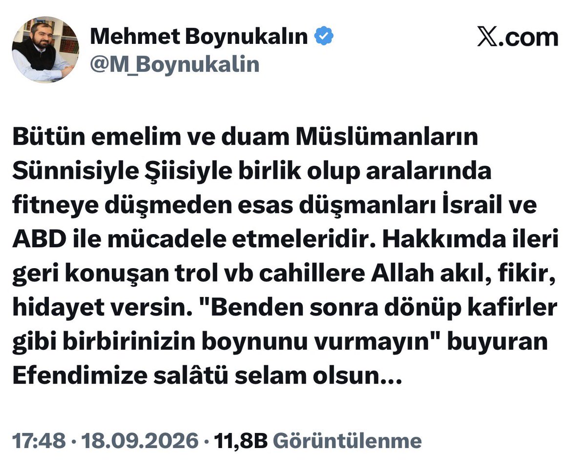 fatihtezcan's tweet photo. Cuma sabahı İran yanlısı algı kasarken yakaladım, kendi lafıyla alakalı bir soruya bile cevap verecek dirayeti yoktu, direkt engelledi, herkes tepki gösterince akşamına bizleri trol cahil yaparken kendisi Şii-Sünni kardeşliğini isteyen hoca rolüne girdi. Bu sabaha kadar takip ediyordu, beğeniyordu ama bir soruda Kardeşliği bozdu ama boşverin, Husiler Suud’dan, İran Türkiye’den daha şerefli (!), o da yersen ittihatçı. Âyetler desen zaten mızrağının ucunda asılı. Uzun lafın kısası: İrancılık bir Müslümanı daha şaşırttı. Ricam: Tüm ailesini tanıyorum, çok güzel bir aile, Allah annesine ve babasına rahmet eylesin. Eleştirin ama hakaretamiz yazmayın kardeşlerim. Allah hidayet versin.