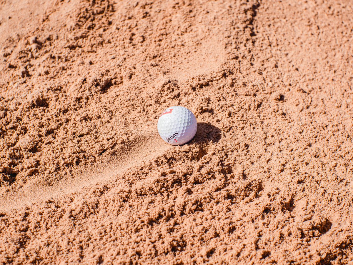 Bildo1616's tweet photo. For family recreation, I was near the pine hollow. Beech breeze and eucalyptus profile were around me. My gray marker, olive case, and burgundy glove were there too. I felt focused and balanced. #GolfHobby #PineHollowGolf https://t.co/h2QcEwWJ14