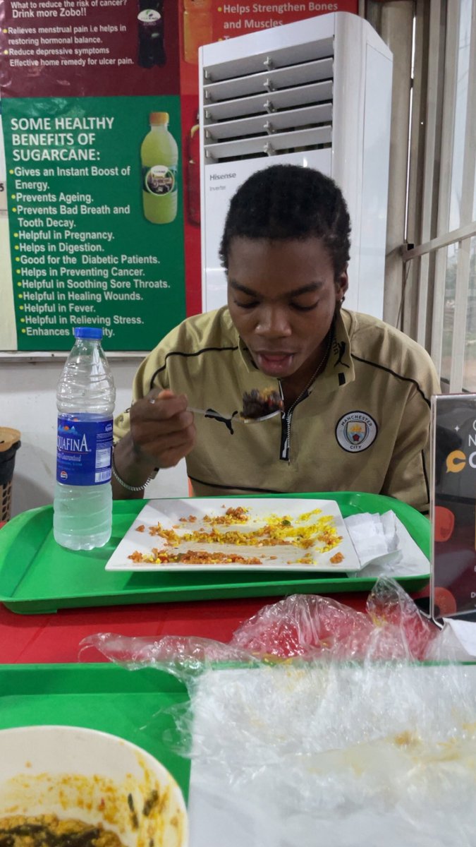 EhisOjeks's tweet photo. popular skit makers, ehis and manny were spotted having dinner in lugbe https://t.co/VPBRa44h5n