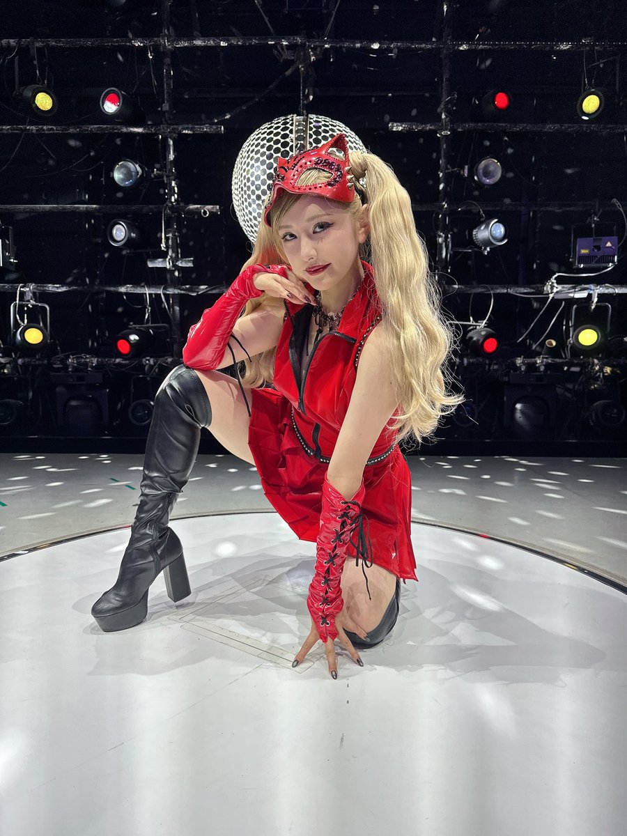 ParupinSeijin2's tweet photo. おはようございます！
#月形はるひ さん💚🥦
#浅草ロック座 #PERSONA1st season 楽前日です！
今日明日は入れ替え制
ステージ写真📸ブロマイドは、今限定&amp;売切必至、お迎え忘れにご注意！
嗚呼感動のラスト前
D･O･Y･O･U･B･I💜みんなで応援に行きましょう！
#ぱるぴん星
https://t.co/gO2zEyru2b https://t.co/kJ3htrkrtJ