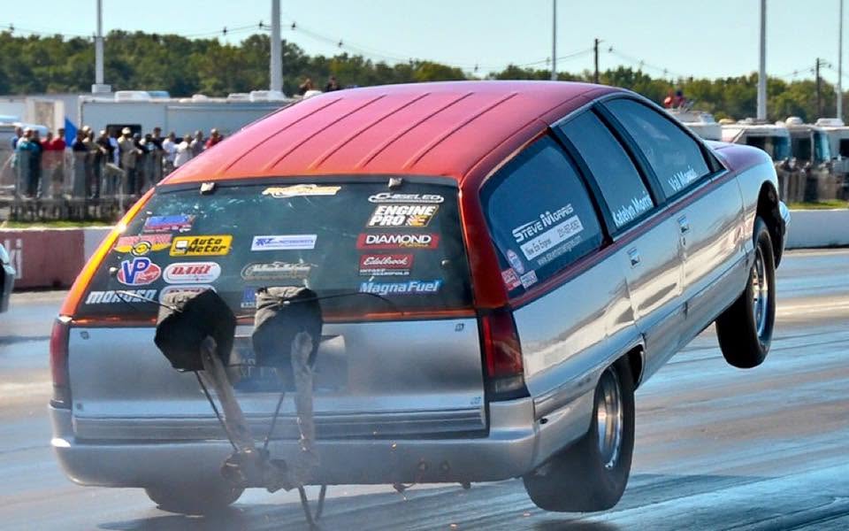 AutoMeter's tweet photo. Proof that grocery getters can grow up to be track monsters😈

#stationwagon #roadmaster #chevycaprice #classicstationwagon #dragracing https://t.co/ietifhnBRb