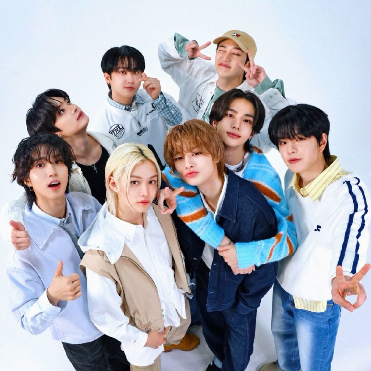 brinsung's tweet photo. Stray Kids members as Bring Me The Horizon songs 🖤 https://t.co/PMhYnGYjcQ