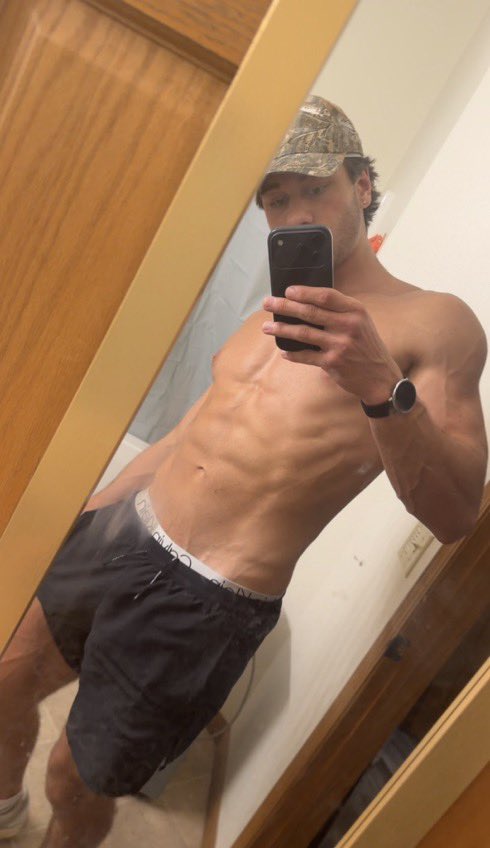 mastergod206 tweet picture