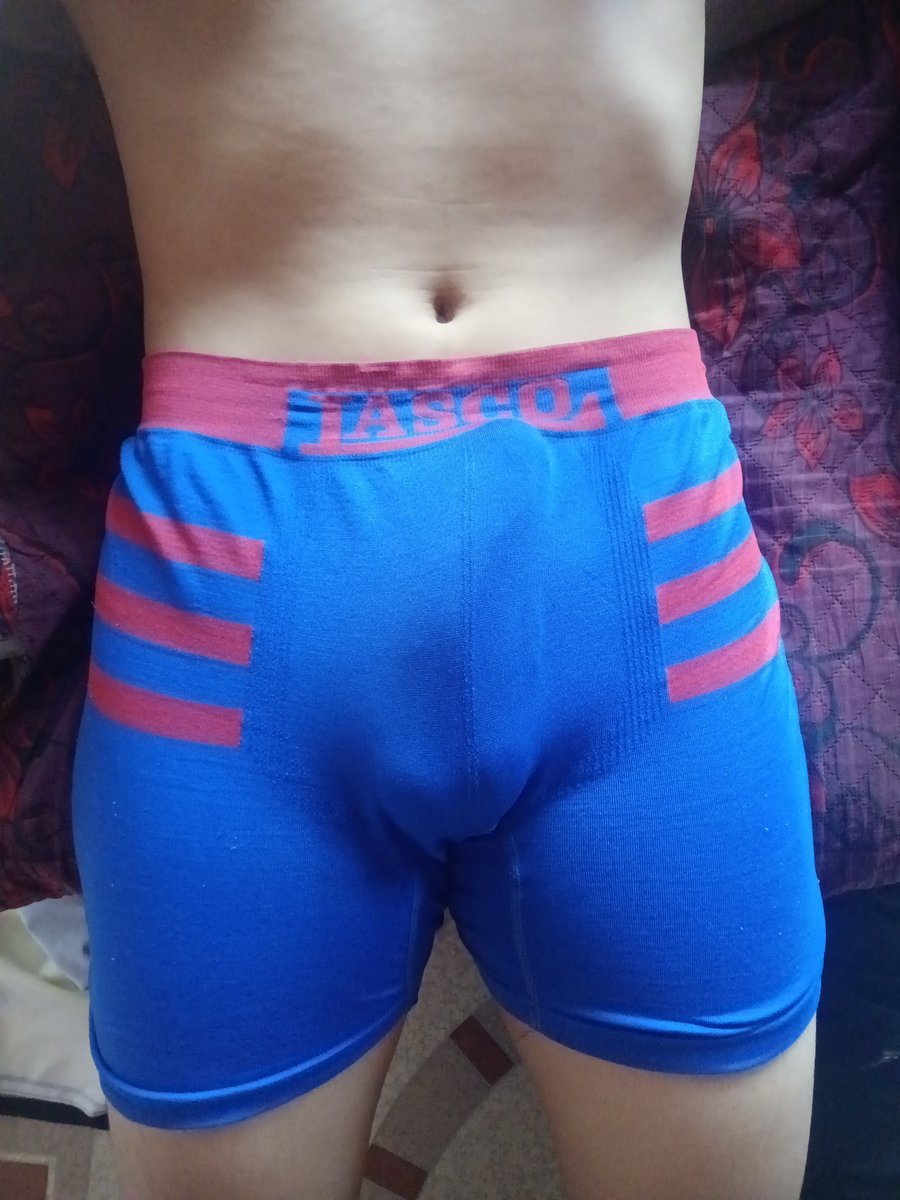 a15344775's tweet photo. Que opinan, si me quedan los boxers largos , o le veo mejor con los cortos https://t.co/52aII9TEIw