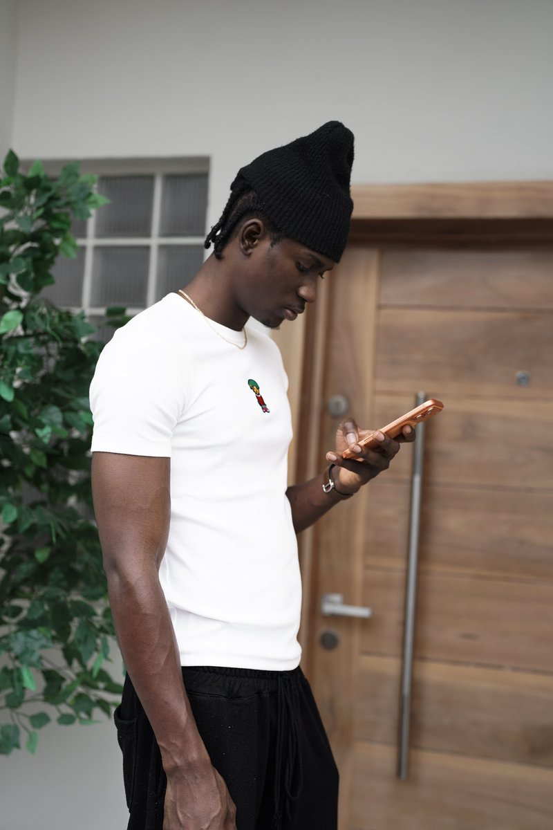 Topzycut tweet picture