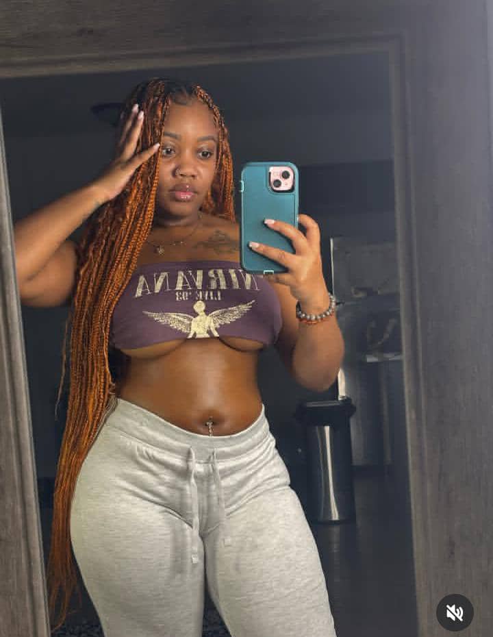 candace099's tweet photo. Tease me 💓
#BlackTwitter
#AdultTwitter
#BlackBeauty https://t.co/mZ8avrxSQ4