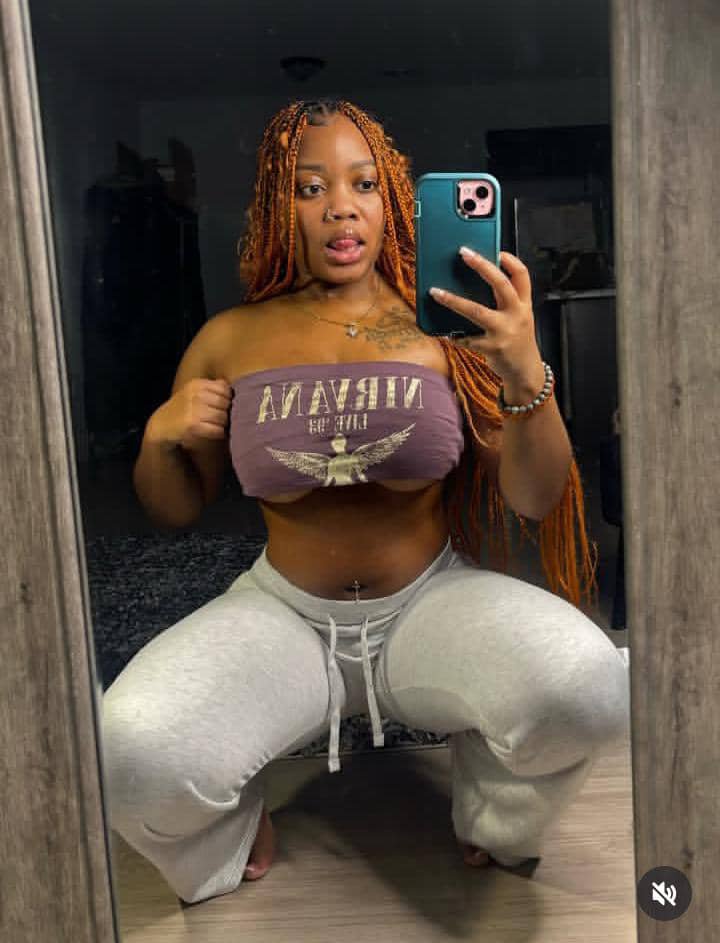 candace099's tweet photo. Tease me 💓
#BlackTwitter
#AdultTwitter
#BlackBeauty https://t.co/mZ8avrxSQ4