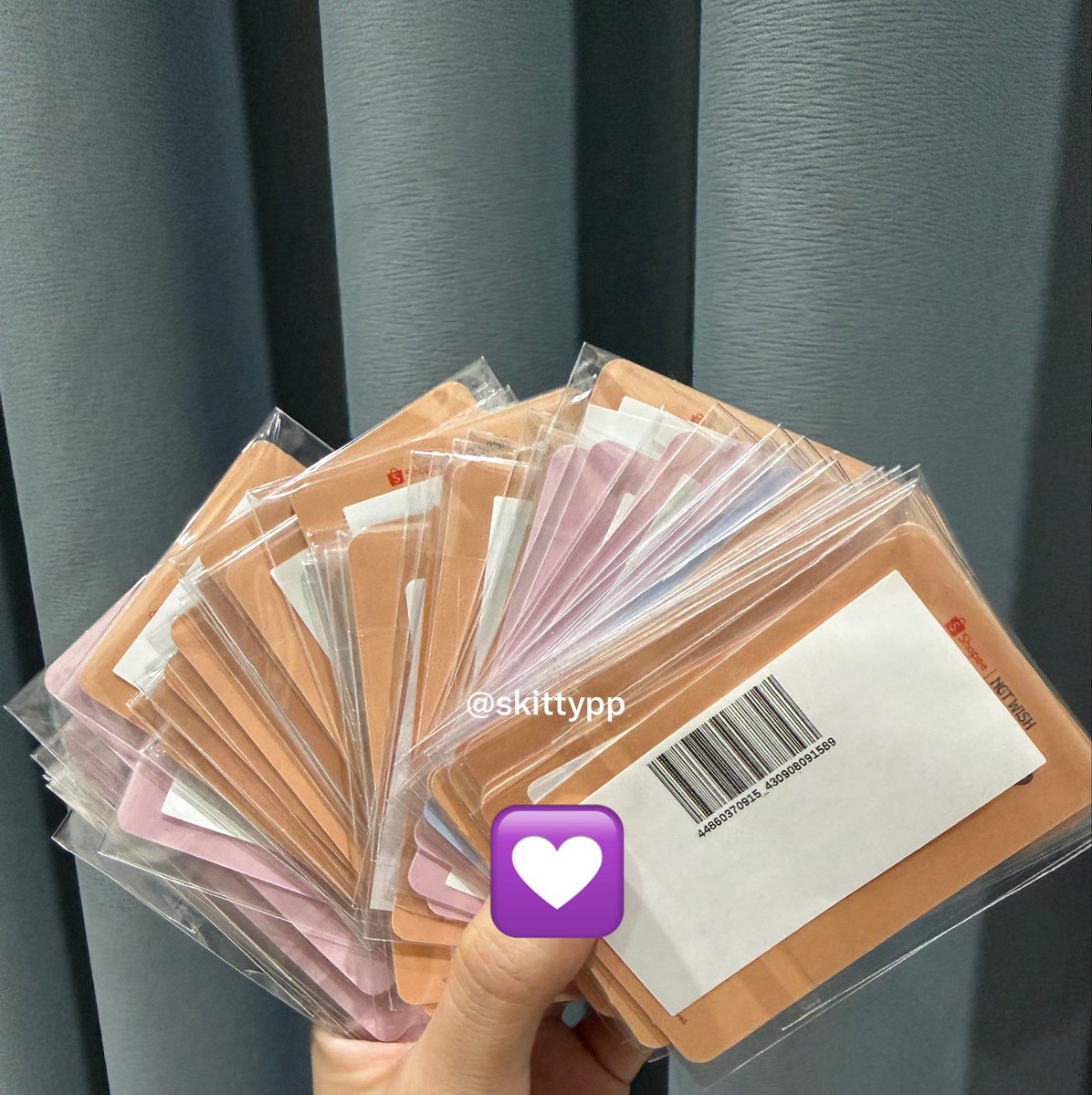 skittypp's tweet photo. (pls kindly rt) แจกคับแจก การ์ด shopee น้องวิช (สุ่ม) 

‼️ขอจำกัดสิทธิ์คนละ 1 ใบนะคะ🥹

มีค่าเดินทาง 40 บาทค่า ดามจั่วปังอย่างดี

สนใจเฟบก่อน dm ค่า

#ตลาดนัดnctwish #ตลาดนัดnct #ตลาดนัดอซท #ตลาดนัดน้องวิช https://t.co/LbfxLPaPTN