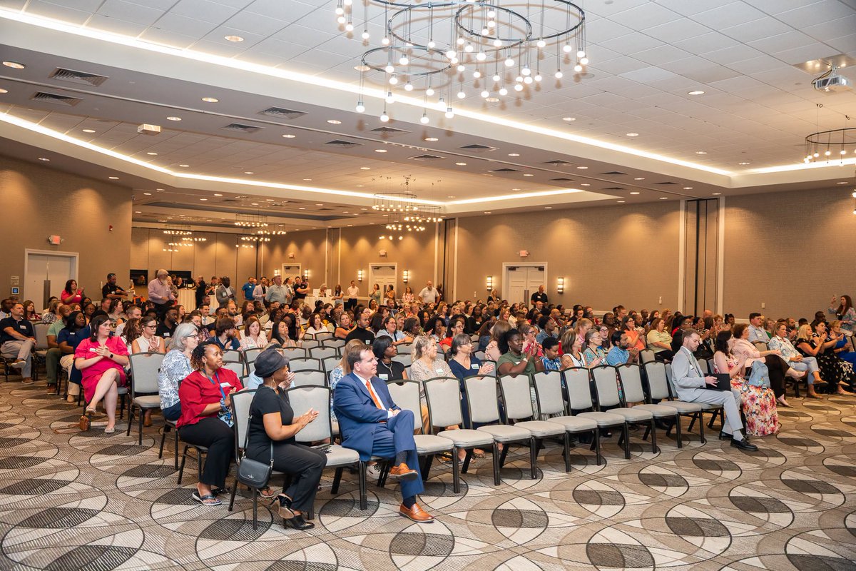 greenvillenccoc's tweet photo. Thank you to the @PCS_NC educators and Chamber business leaders for attending our Education Network Reception, presented by @PittCC, #SylvanLearning, @optimum, and the #PittCountyEducationalFoundation.
Education ➕ Business 🟰 Opportunities
📷 - Pitt County Schools https://t.co/gPbCMmIqB6