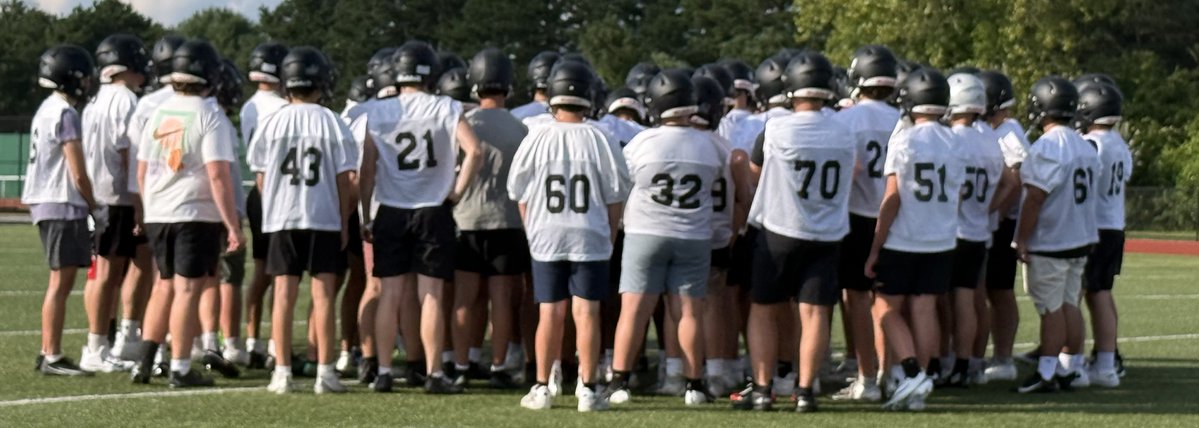DavidWolcottJr's tweet photo. Plymouth South football (1-0) will name the stadium field after Karl Braun and debut a video scoreboard tonight before taking on B-R. The dedication ceremony begins at 6:45 p.m. with kickoff at 7 p.m. I'll post updates from the game. @sports_ledger  @footballpsouth https://t.co/gazishtrvI