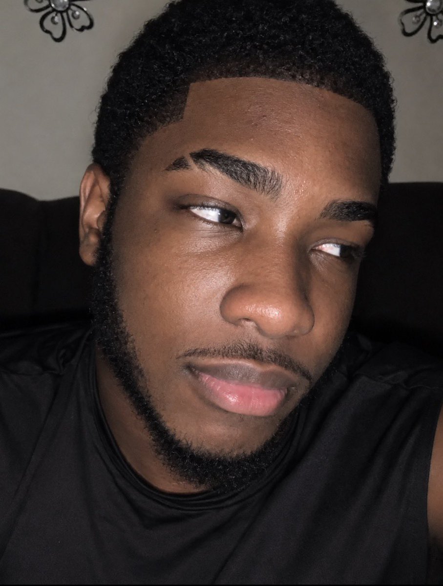 Jaheeem_'s tweet photo. Haven’t been on here in a minute wassup? https://t.co/pEMRvZLIlh