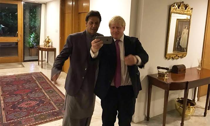 high_hopeful's tweet photo. Former UK Prime Minister Boris Johnson speaks out in support of Imran Khan.

Johnson has previously praised Imran Khan’s 10 Billion Tree Tsunami initiative in his remarks to the United Nations, highlighting the importance of tackling the global climate change crisis. https://t.co/P9vrKy0u0c