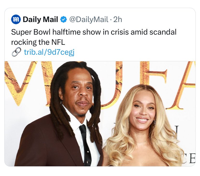 FeelTheBass86's tweet photo. Daily Mail is playing no games with Jay-Z 😭😭😭😭 https://t.co/U1OhE9ugNq