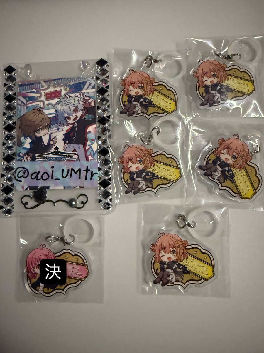 aoi_UMtr's tweet photo. 【交換/譲渡】 にじさんじ ラウンドワン ラウワン カプセルトイ アンブレラマーカー ゲーマーズ ゲマズ

求 ❖ IDカードの2人 or 500円/個＋送料100円
出 ❖ 画像のお品物

熊本手渡し or 郵送 https://t.co/YaeQIYcBdu