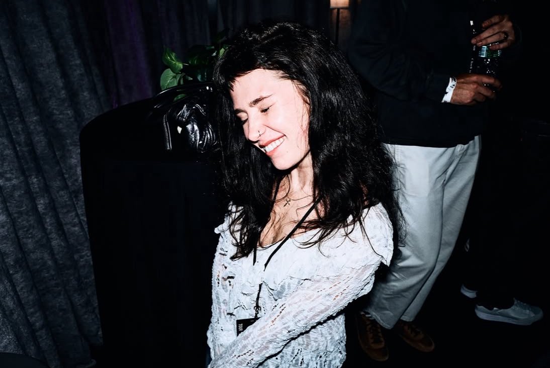 clairoshq's tweet photo. Clairo via Charli xcx’s instagram 📸 https://t.co/Oe4VojmDQD