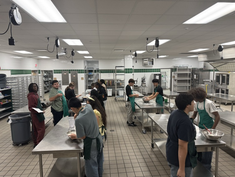 IowaColonyHS's tweet photo. From Flour to Fresh-Baked! Our Culinary students got their hands in the dough today as they learned the art and science of making bread from scratch! From mixing and kneading to watching their dough rise, our students are gaining real-world culinary skills. #TrailBlazed https://t.co/LzmoYyLZdi