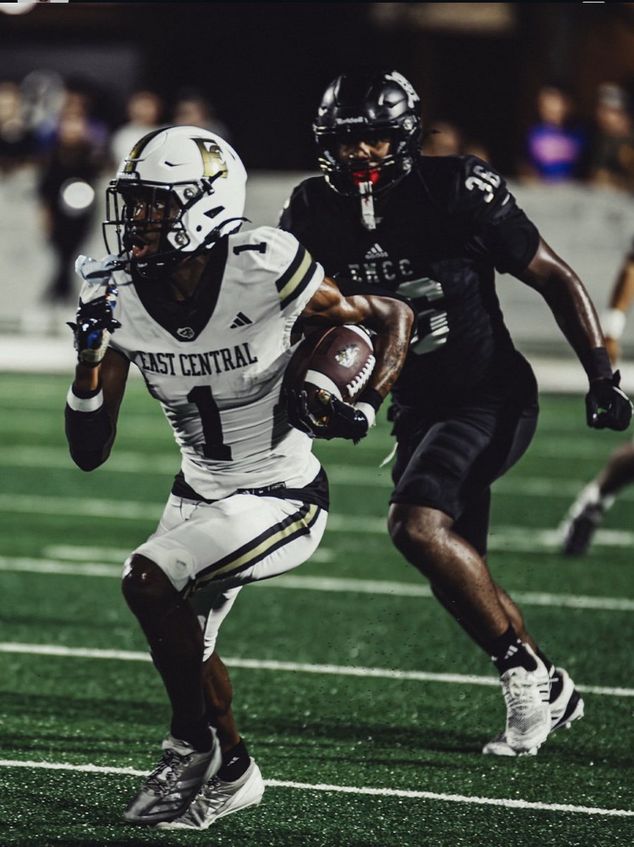 btowaymo's tweet photo. Week 3 vs EMCC 7 catches, 193 yards, 2tds #agtg #brotherhood @CoachFosselman 

https://t.co/YAqBN8aU7h https://t.co/N8aVotYXCS