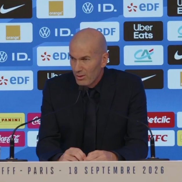RMadrid_actu's tweet photo. 🚨 Zidane : "Kylian Mbappé est LE MEILLEUR JOUEUR DU MONDE." @TF1 ✅🇫🇷 https://t.co/AZfrE1d2cR