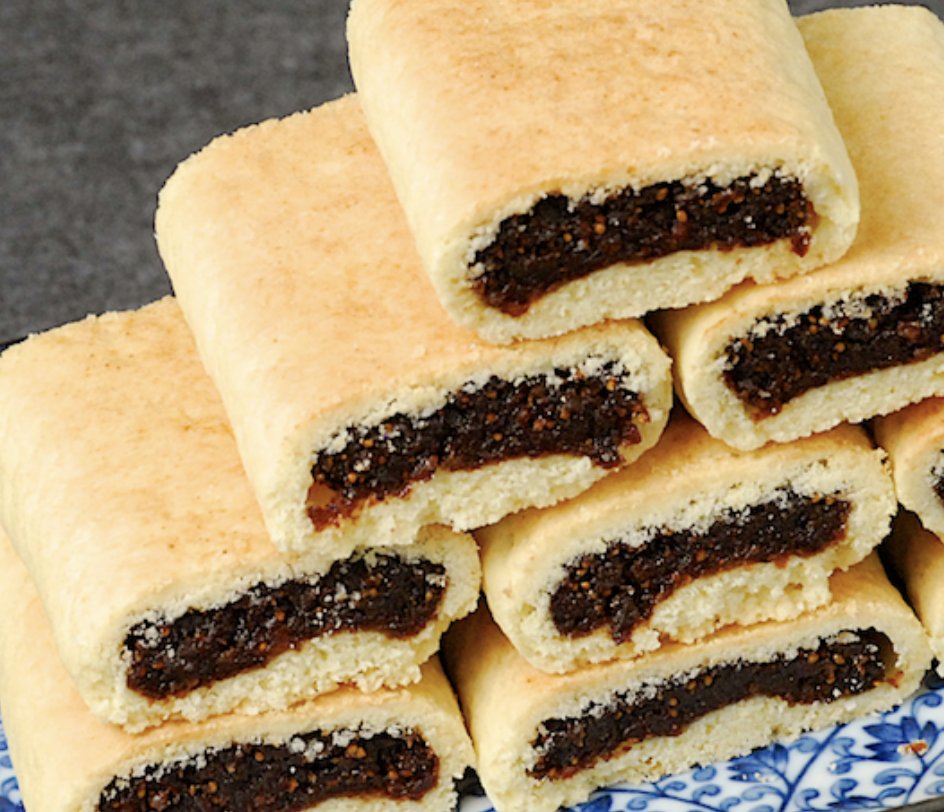 _we_love_food's tweet photo. Bet NO ONE remembers what these are called... https://t.co/BbOoKhgHpp