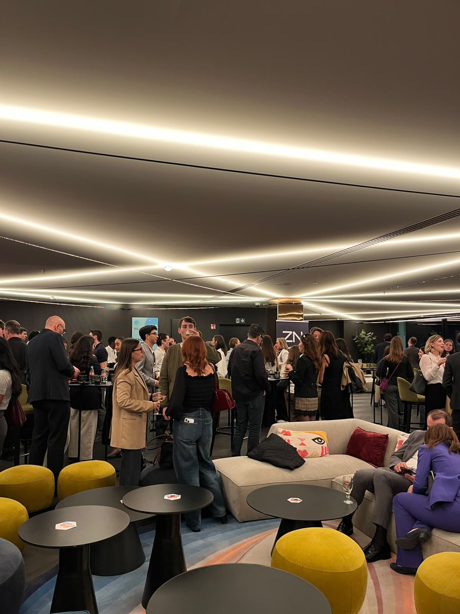 ZNConsulting's tweet photo. 🌟 Wrapping up an incredible #EUinfluencer2026, our 10th Annual edition! Thank you all 🙏

#EUinfluencer #10YearsOfEUinfluencer https://t.co/CL7nUQz44t