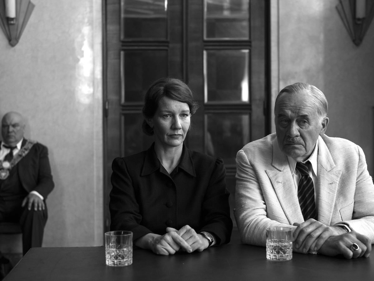 RBcasting's tweet photo. “Fatherland” di Paweł Pawlikowski, con Sandra Hüller e Hanns Zischler, rappresenterà la Polonia nella corsa agli Oscar 2027 per il miglior film internazionale. Premio per la miglior regia alla 79esima edizione del Festival di Cannes.

In arrivo nei cinema italiani il 16 ottobre. https://t.co/LdD1YjJAUU
