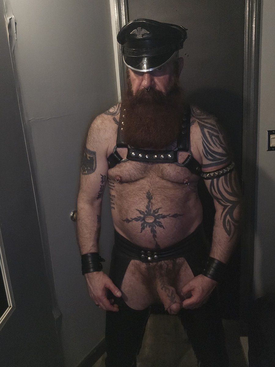 montazmorgan's tweet photo. Repost if you like the Tattooed Beast to do dirty things with you.  Hot new adventures on https://t.co/agrvAtbXUF @montazmorgan #tattooedbeast #tattooeddady #tattooedcock #daddysboy #leatherman #leatherbear #daddybear https://t.co/PTJ9f6vzO6