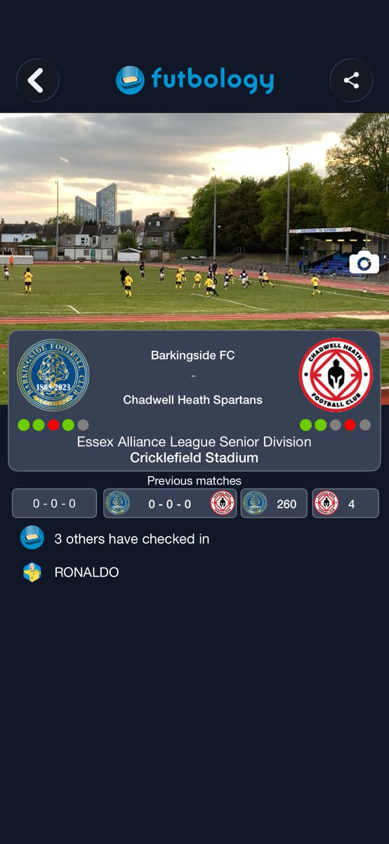 Beckton86's tweet photo. At Cricklefield Stadium in Ilford, Essex to watch Barkingside V Chadwell Heath Spartans in the Essex Alliance League Senior Division.
@BarkingsideFC
@EssexAllianceFL
@LMcCand
@4loveoffootie
@GreenArrows66
@UKPunk63
@ResBarkingside
@Grassrootsmag2
@Wansteadground2
@CH_SpartansFC
@EssexCountyFA