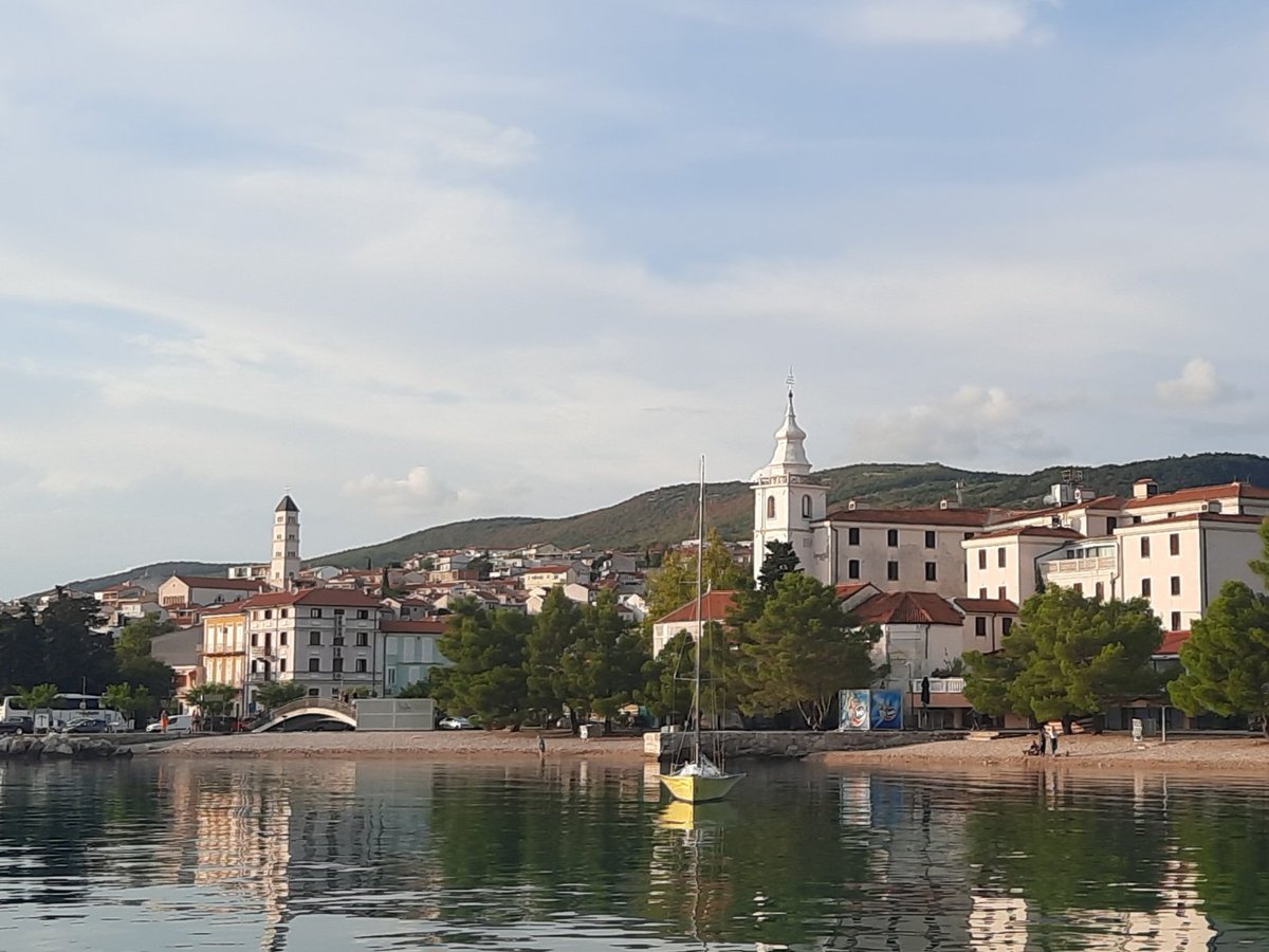 AlbetaV tweet picture